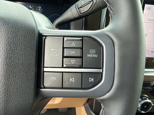 2027 Ford F-350SD Lariat DRW