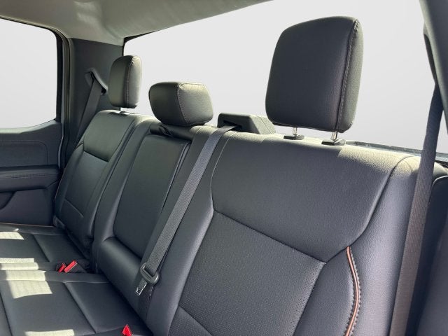 2027 Ford F-350SD Lariat DRW