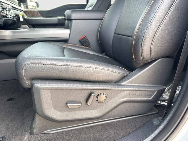 2027 Ford F-350SD Lariat DRW