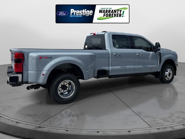 2027 Ford F-350SD Lariat DRW