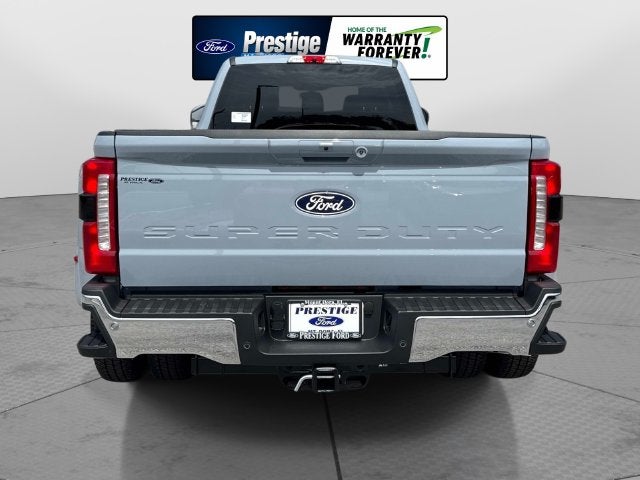 2027 Ford F-350SD Lariat DRW