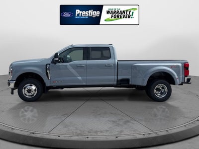 2027 Ford F-350SD Lariat DRW