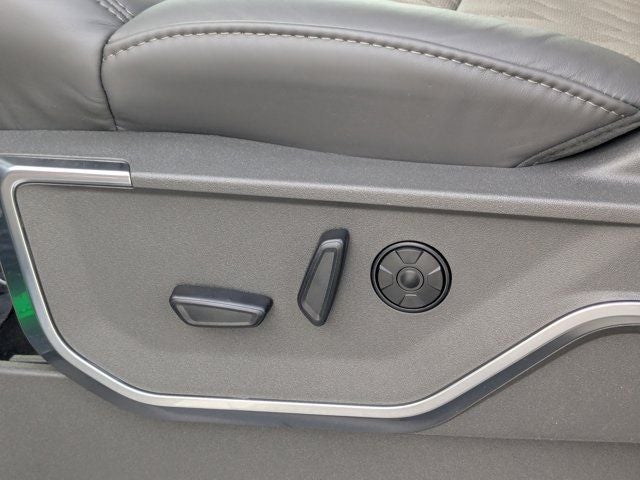 2026 Ford F-450SD Platinum DRW