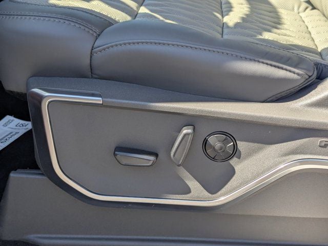 2026 Ford F-450SD Platinum DRW