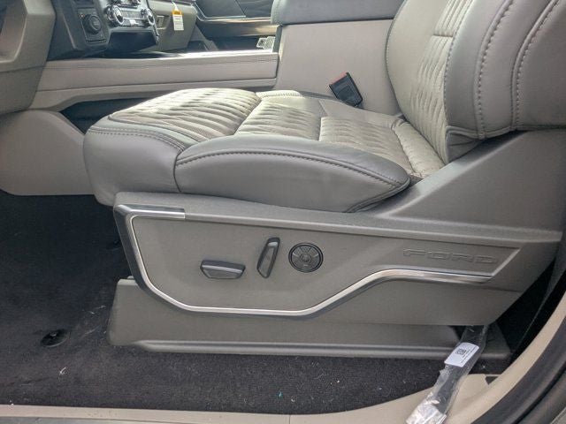 2026 Ford F-450SD DRW