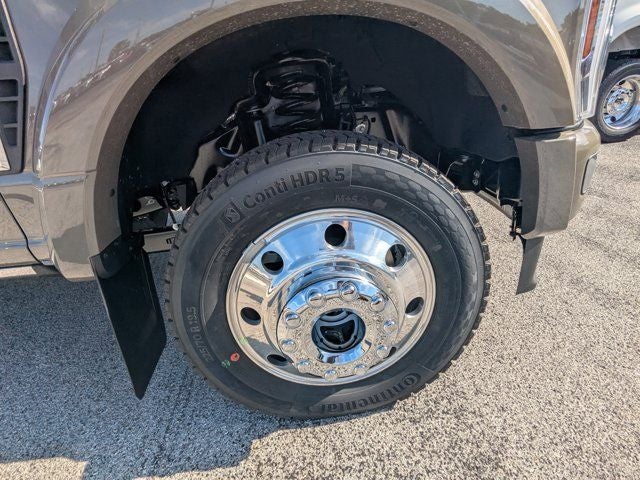 2026 Ford F-450SD Platinum DRW