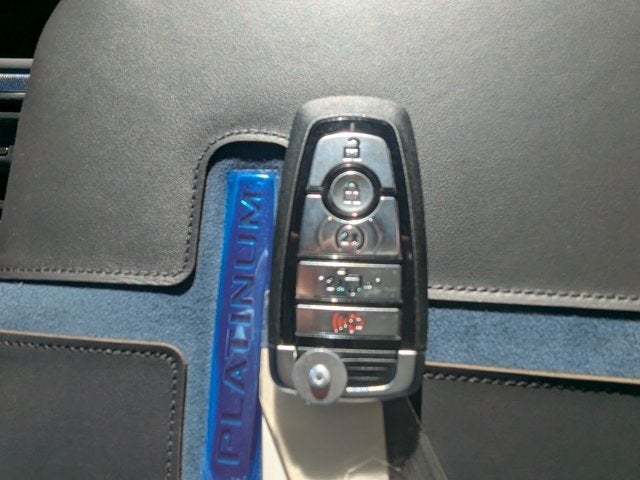 2026 Ford F-450SD Platinum DRW