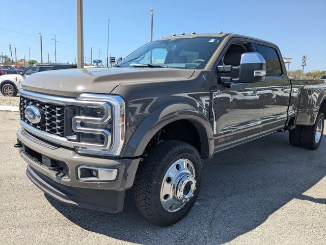 2026 Ford F-450SD Platinum DRW