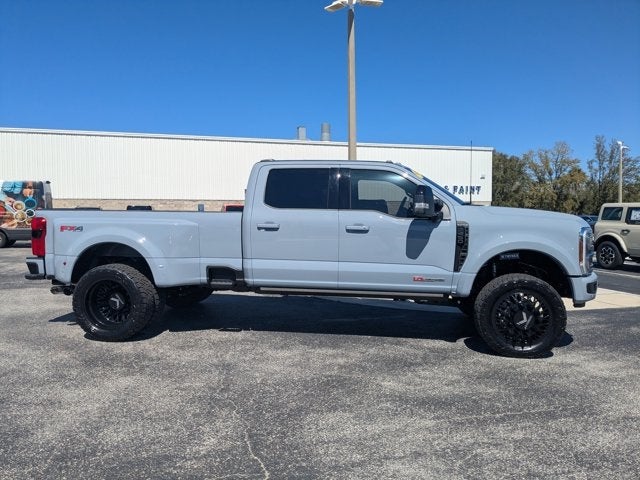 2026 Ford F-450SD Platinum DRW