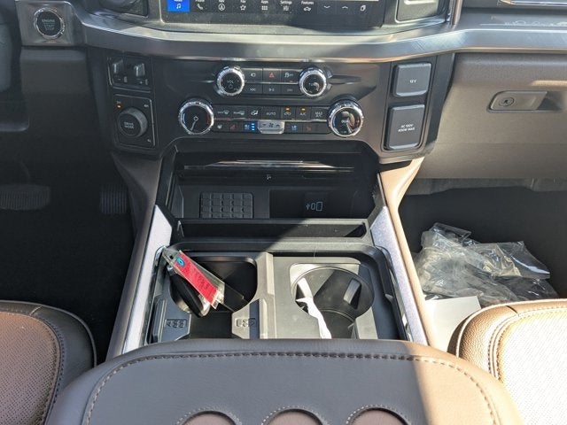 2026 Ford F-450SD King Ranch DRW