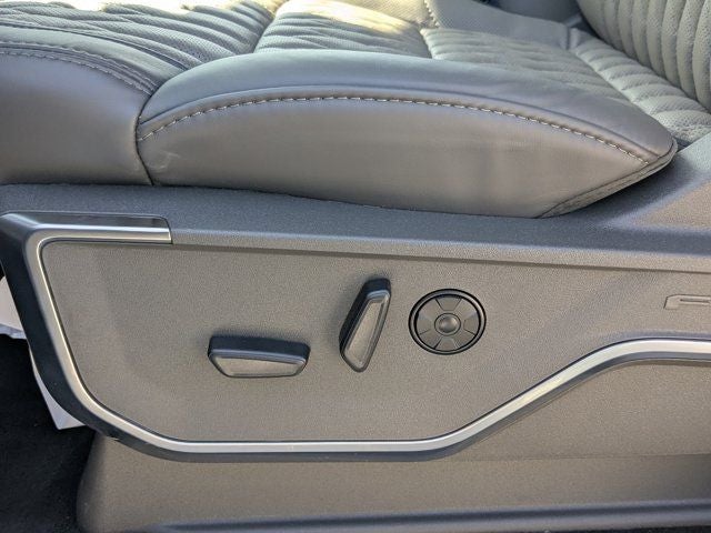 2026 Ford F-450SD Platinum DRW