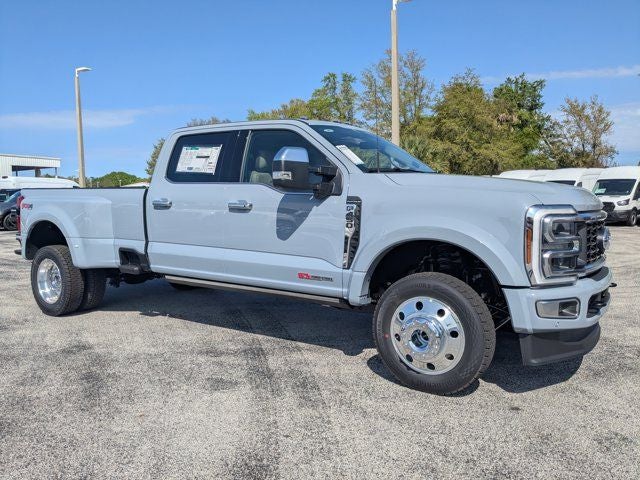 2026 Ford F-450SD Platinum DRW
