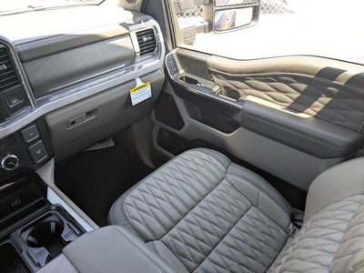 2026 Ford F-450SD Platinum DRW