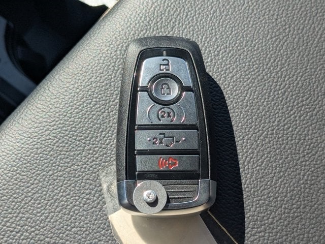 2026 Ford F-450SD Lariat DRW