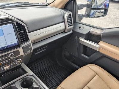 2022 Ford F-350SD Lariat