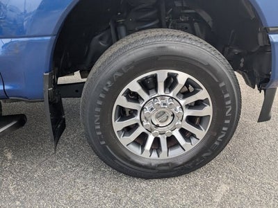 2022 Ford F-350SD Lariat