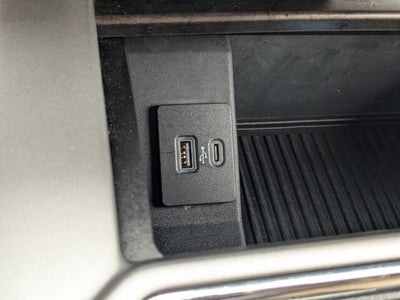 2022 Ford F-350SD Lariat