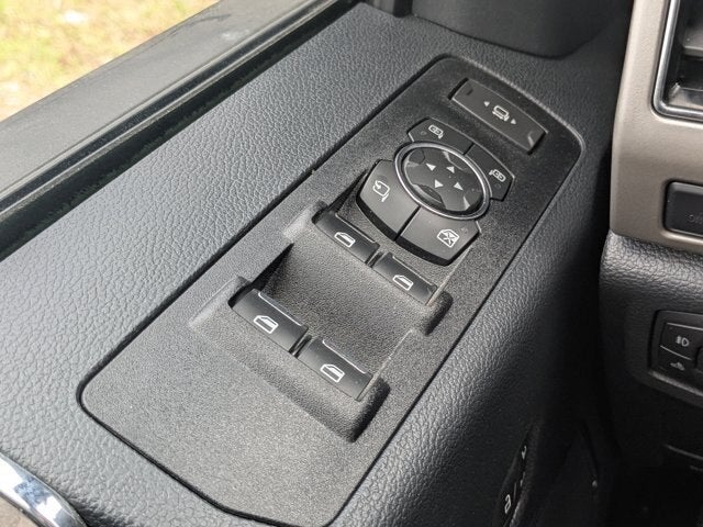 2022 Ford F-350SD Lariat