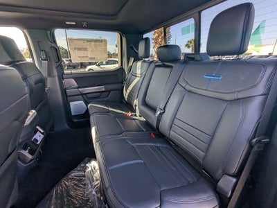 2025 Ford F-150 Platinum