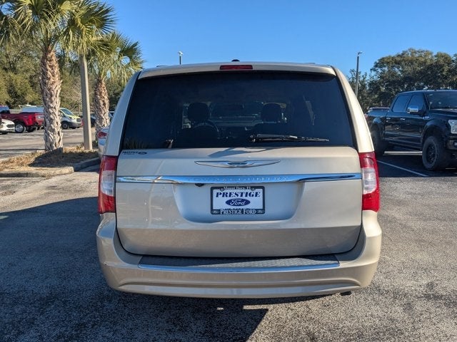 2015 Chrysler Town & Country Touring