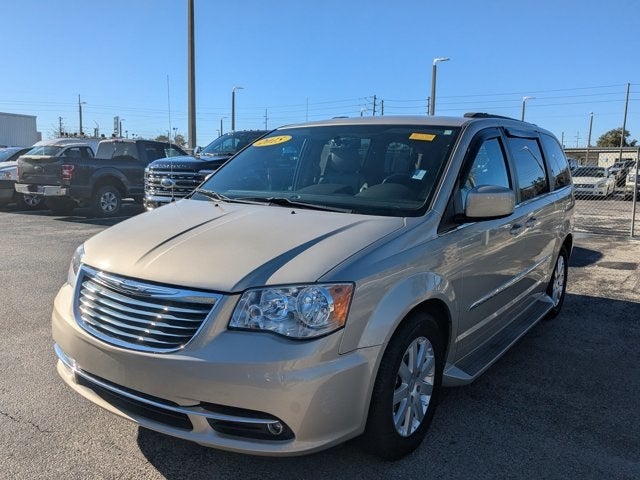 2015 Chrysler Town & Country Touring