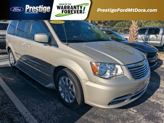 2015 Chrysler Town & Country Touring