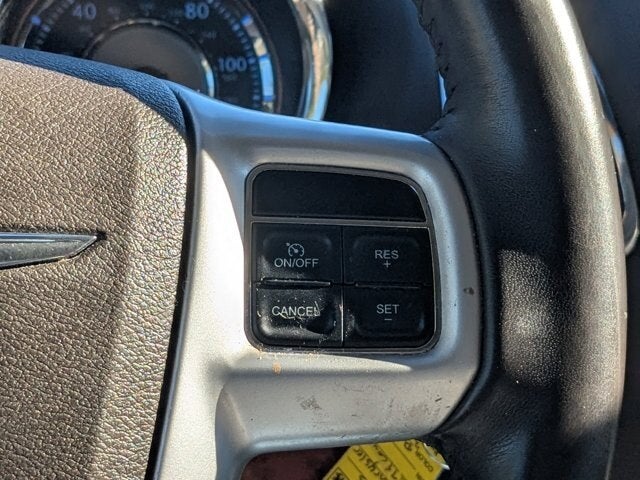 2015 Chrysler Town & Country Touring