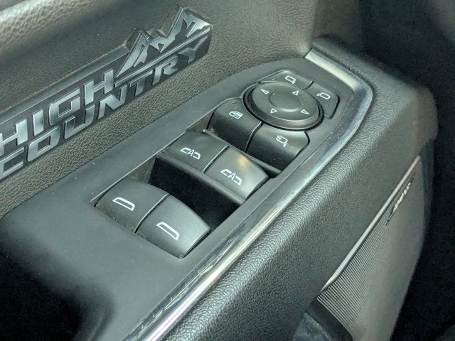 2022 Chevrolet Silverado 1500 High Country