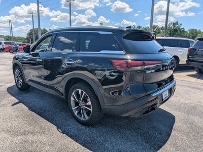 2023 INFINITI QX60 LUXE