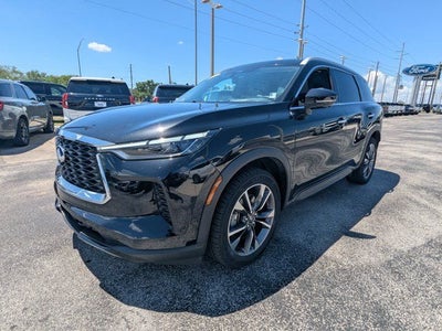 2023 INFINITI QX60 LUXE