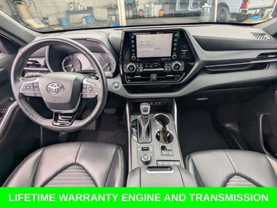 2022 Toyota Highlander XSE