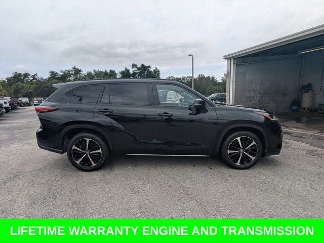2022 Toyota Highlander XSE