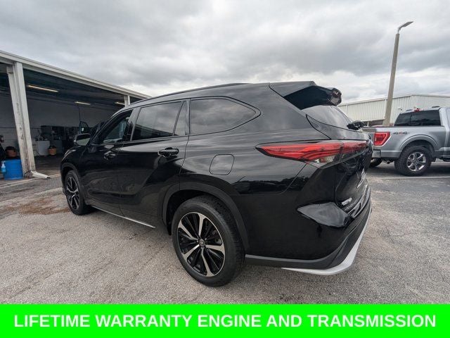 2022 Toyota Highlander XSE