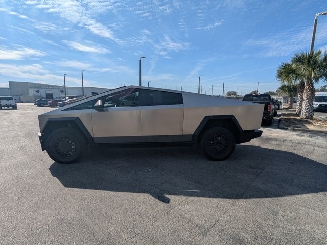 2024 Tesla Cybertruck Base