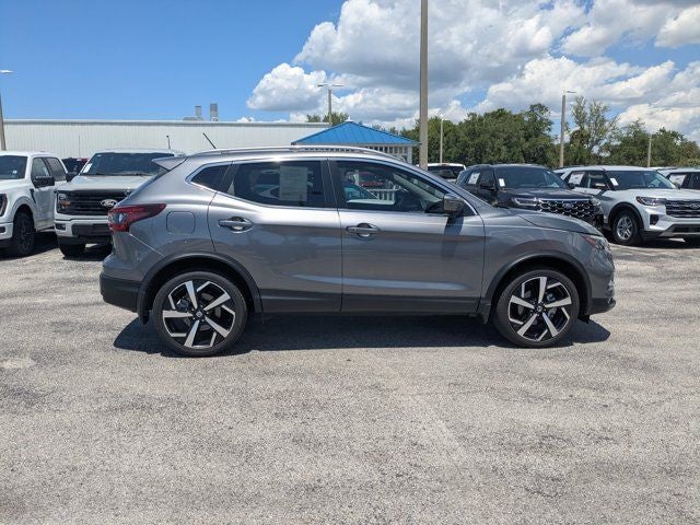 2022 Nissan Rogue Sport SL