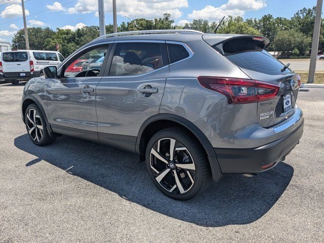 2022 Nissan Rogue Sport SL
