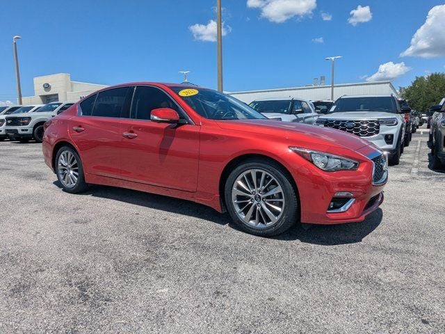 2023 INFINITI Q50 LUXE