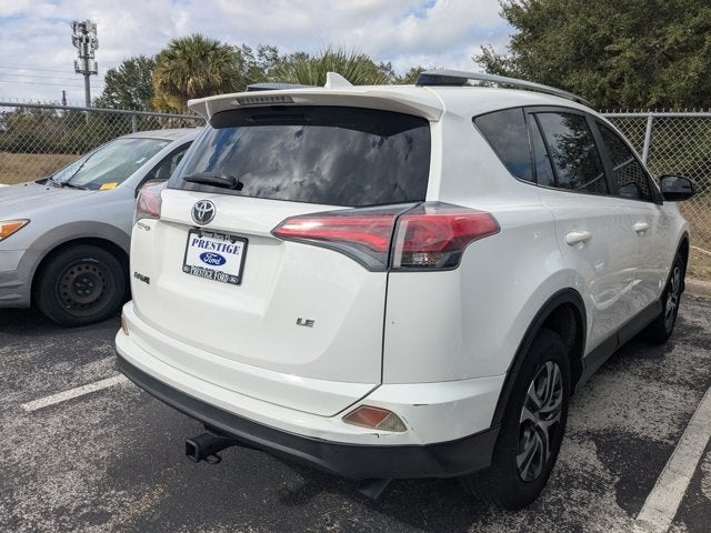 2017 Toyota RAV4 LE