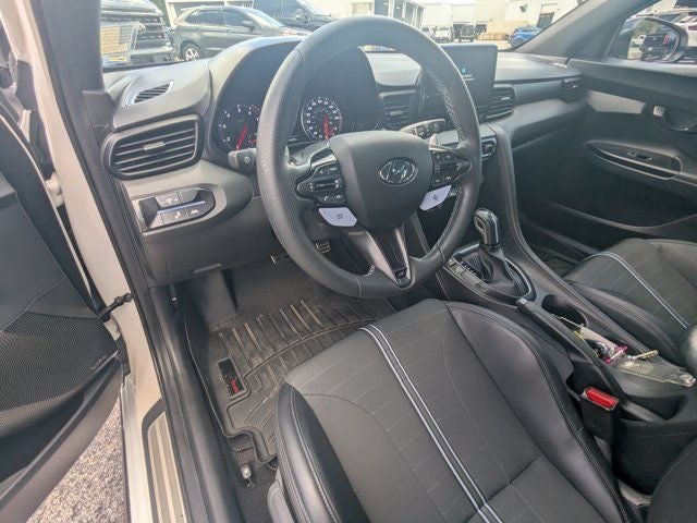 2022 Hyundai Veloster N Base