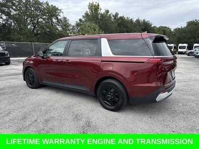 2025 Kia Carnival LXS