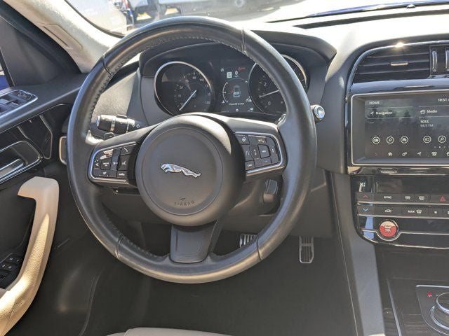 2019 Jaguar F-PACE 25t Premium