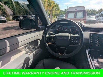 2025 Land Rover Range Rover Sport SE