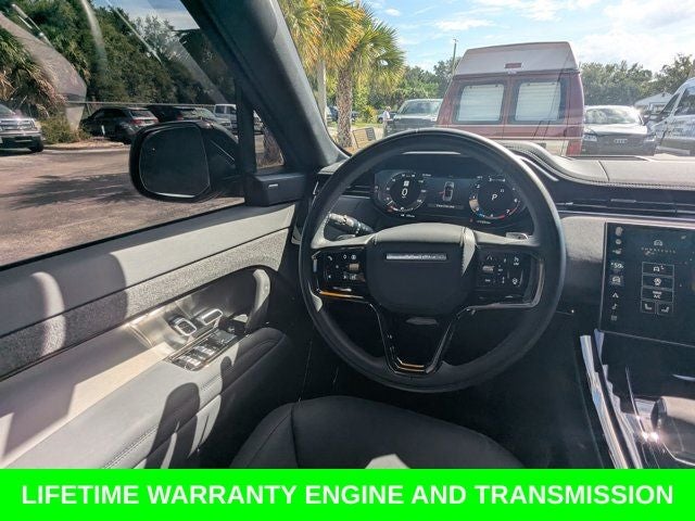 2025 Land Rover Range Rover Sport SE