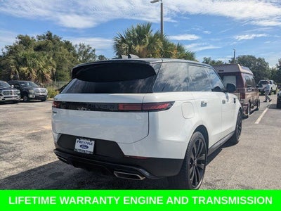 2025 Land Rover Range Rover Sport SE