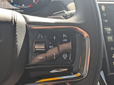 2025 Land Rover Range Rover Sport SE