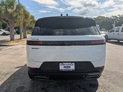 2025 Land Rover Range Rover Sport SE