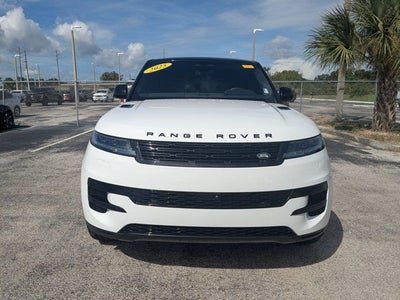 2025 Land Rover Range Rover Sport SE