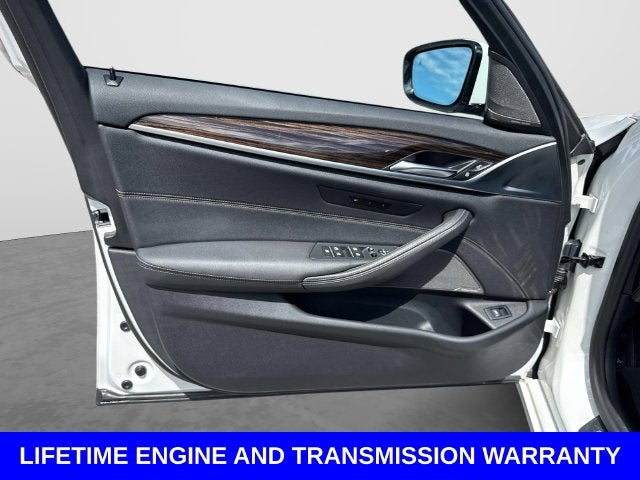 2023 BMW 5 Series 540i